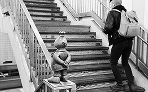 Subway Token Figures : Art : Subway : New York : Tom Otterness : Personal Photo Projects : Photos : Richard Moore : Photographer